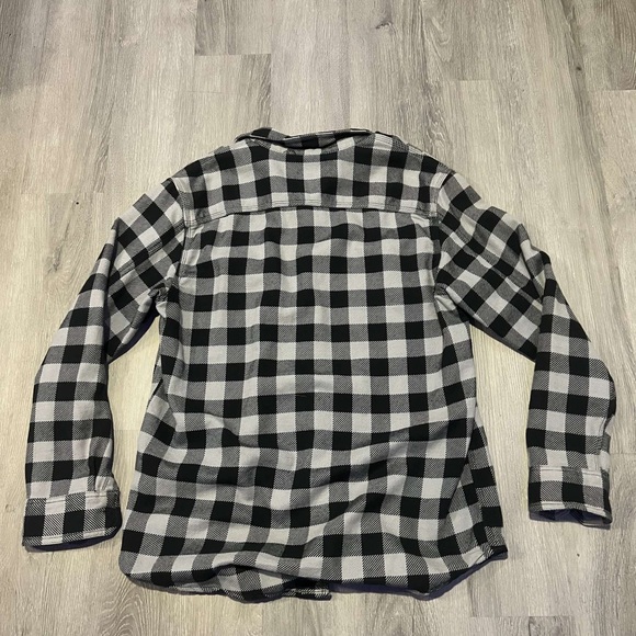 Bass flannel - Picture 2 of 3